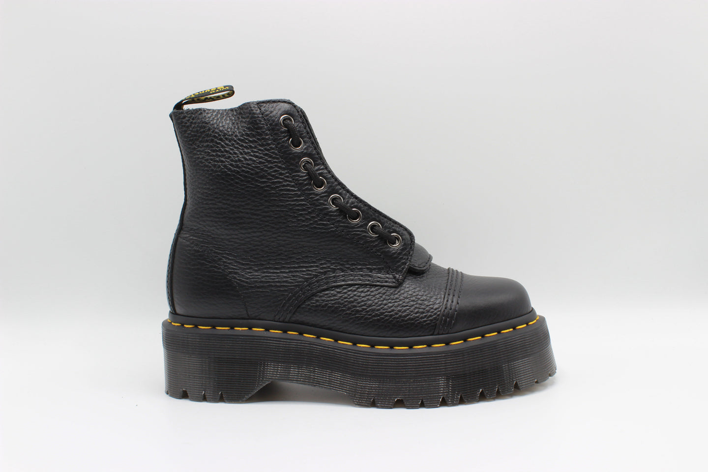 DR. MARTENS SINCLAIR milled nappa black