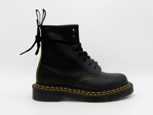 Lade das Bild in den Galerie-Viewer, DR. MARTENS 1460DS schwarz gelb glatte Scheibe
